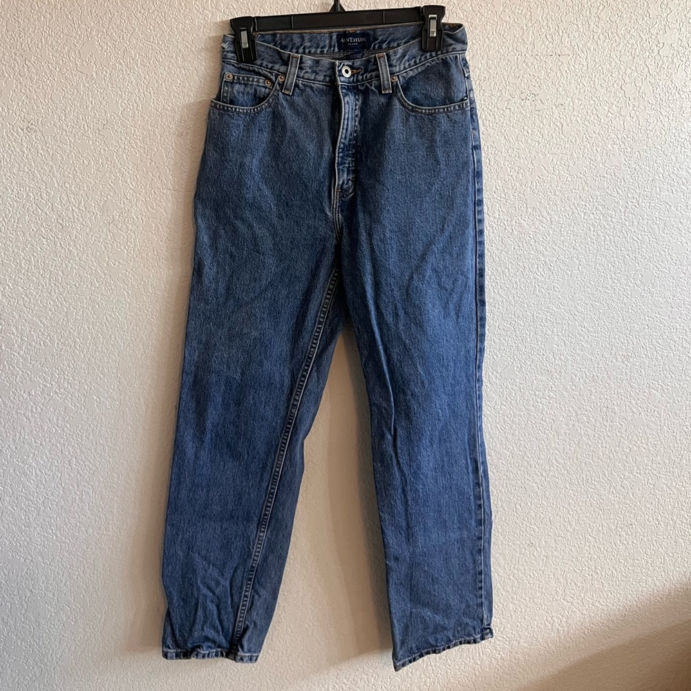 Ann Taylor 90’s style jeans size 8p